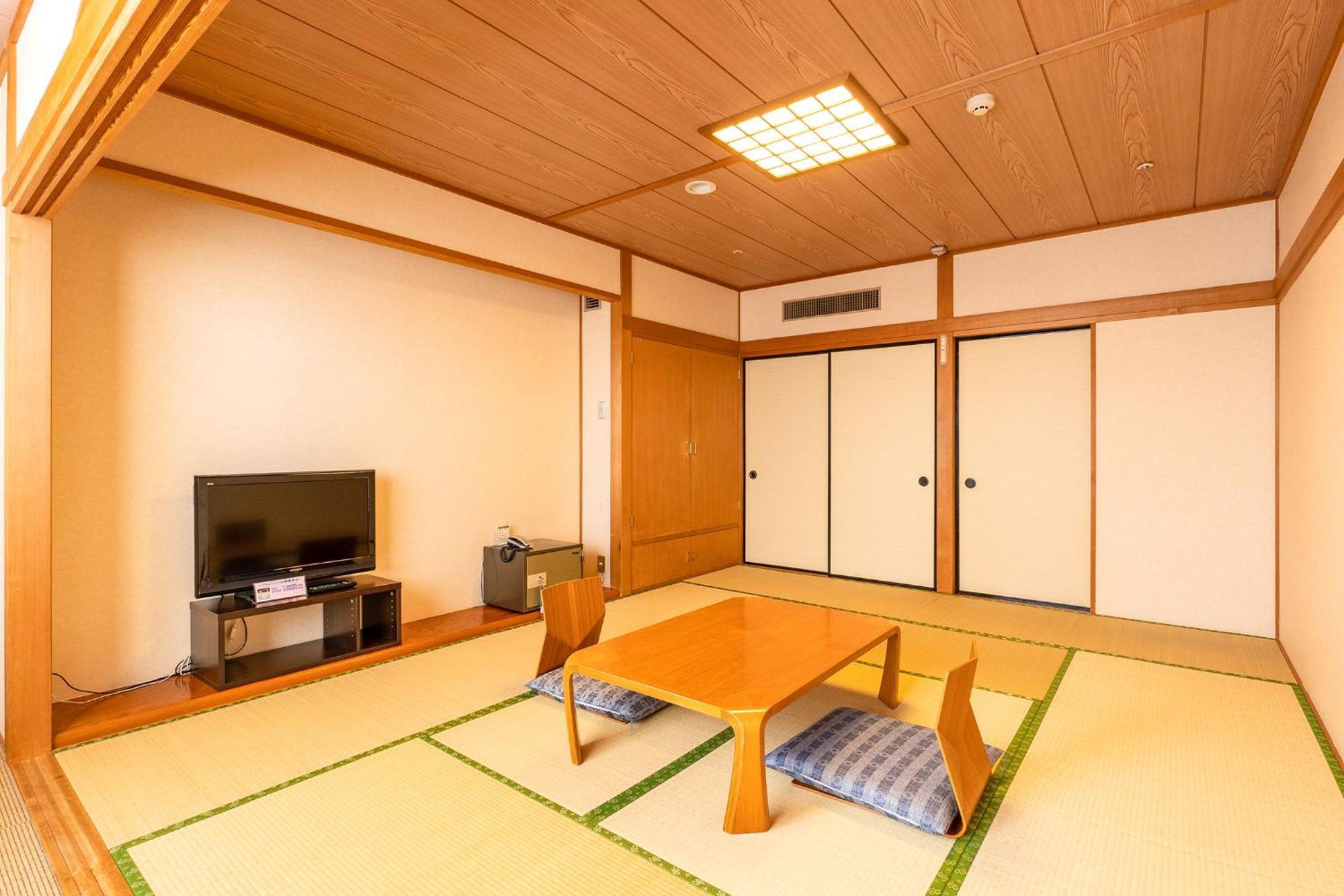 Hotel Ooedo Onsen Monogatari Aizu Extérieur photo