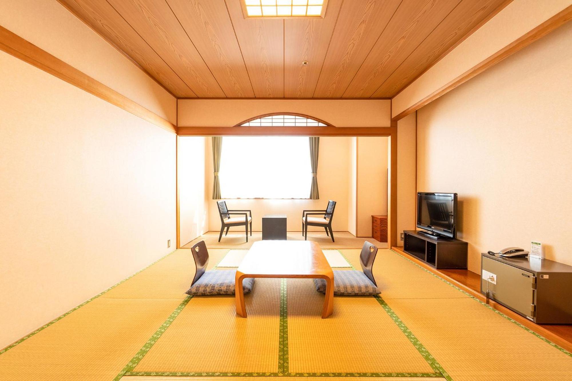 Hotel Ooedo Onsen Monogatari Aizu Extérieur photo